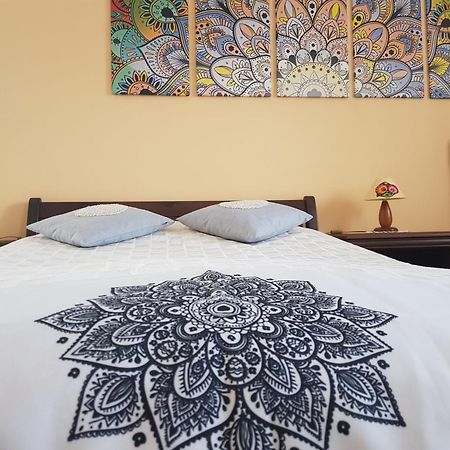 Dom Na Ludowo W Brzeznicy Appartement Brzeznica  Buitenkant foto